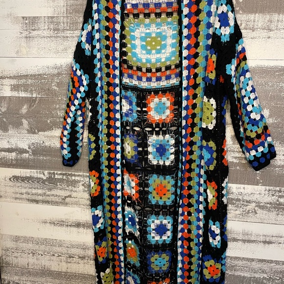 POL Granny Square Crochet - Picture 4 of 10